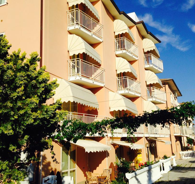 Residence Regni Σενιγκάλια Εξωτερικό φωτογραφία